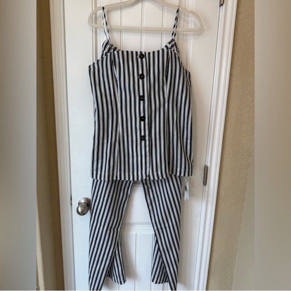 New ✨ Commense Striped Set - Picture 1 of 12